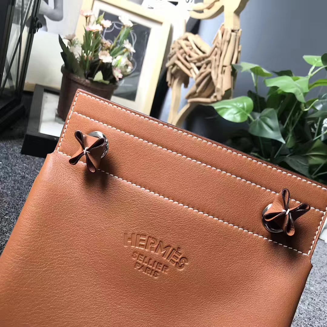 Hermès（爱马仕）C37浅咖啡 原厂御用顶级Swift 皮 艾琳包 21cm 现货