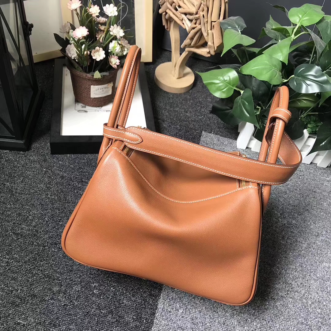 Hermès（爱马仕）C37 金棕色 原厂御用顶级Ever Color皮 Lindy 26 金扣