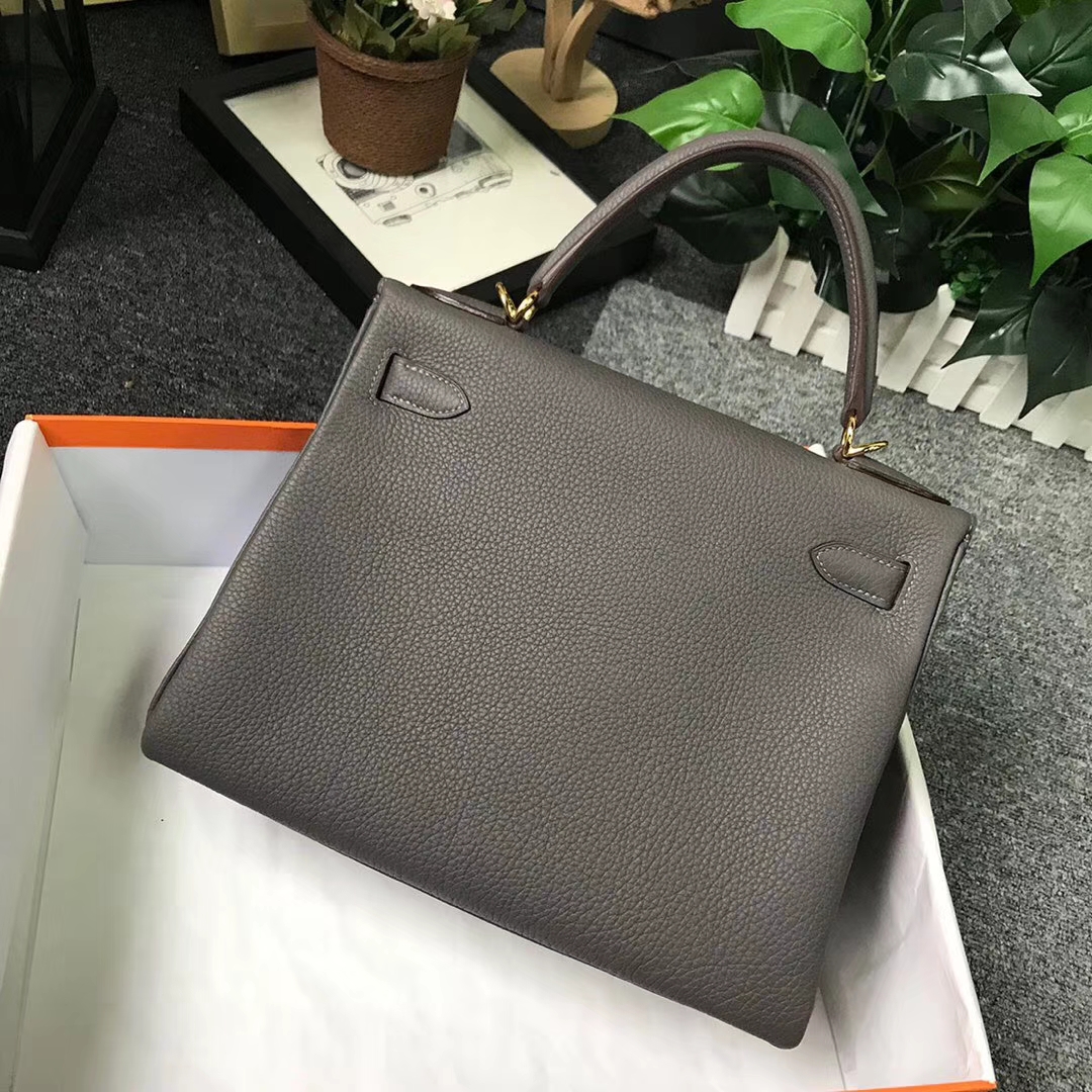 Hermès（爱马仕）8F锡器灰 原厂御用顶级小牛皮 Kelly 28 金扣 现货