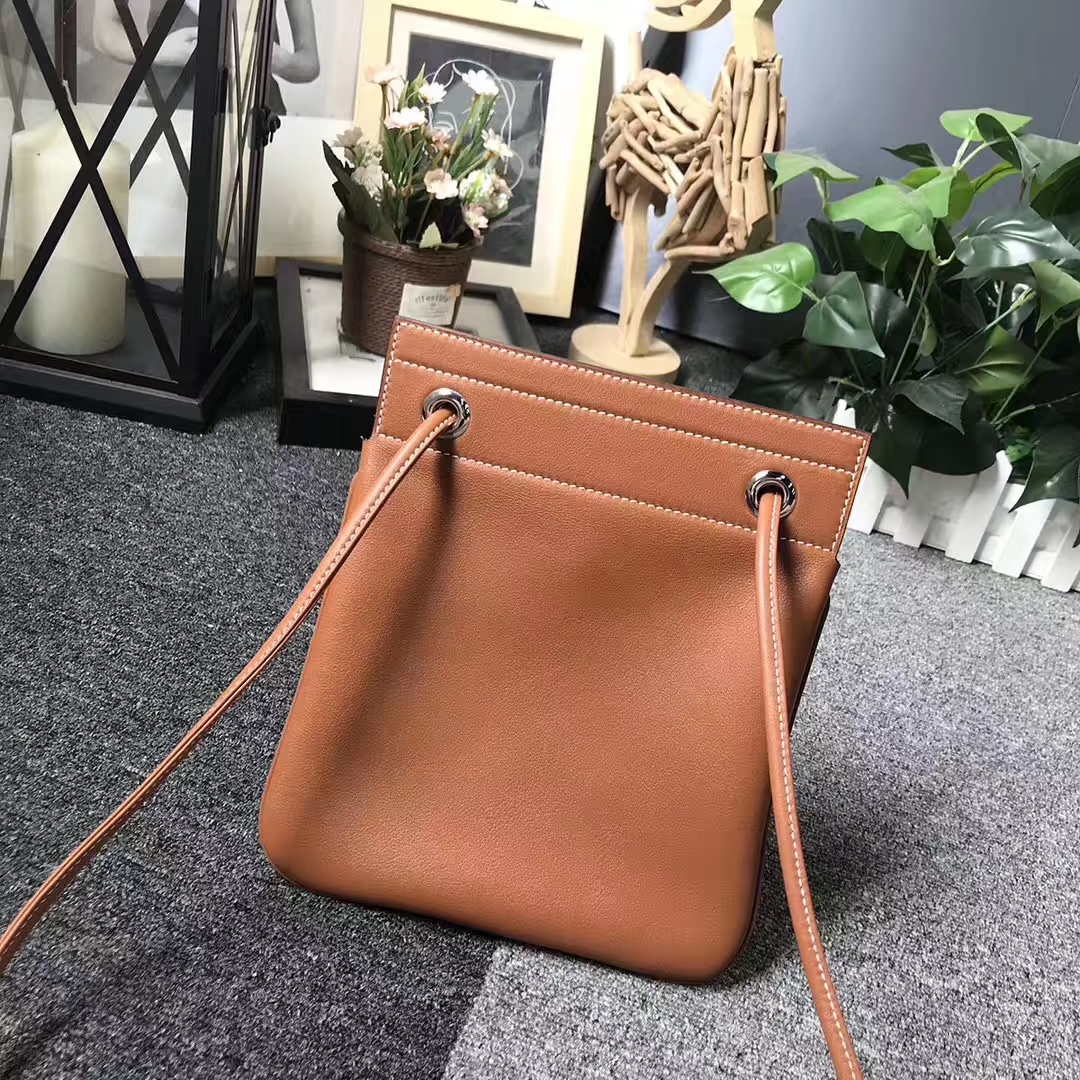 Hermès（爱马仕）C37浅咖啡 原厂御用顶级Swift 皮 艾琳包 21cm 现货