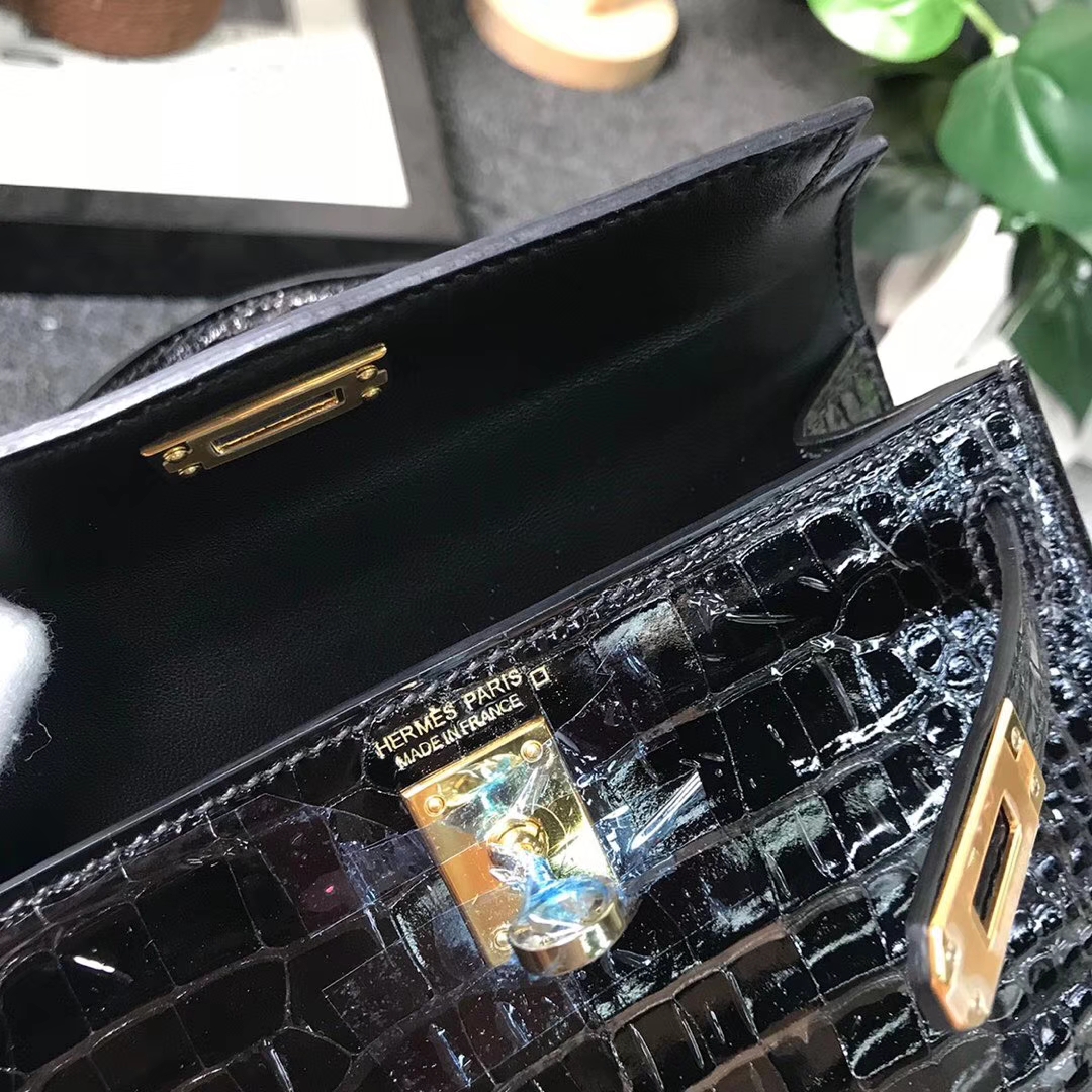 Hermès（爱马仕）黑色 原厂御用顶级鳄鱼皮 Mini Kelly 二代 金扣