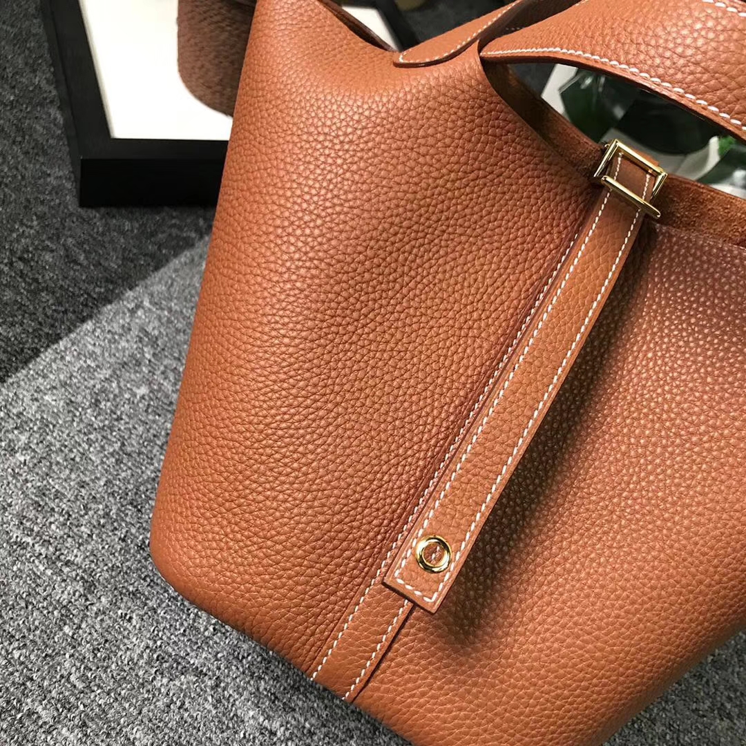 Hermès（爱马仕）金棕色 原厂御用顶级TC 皮 Picotin  Lock 18cm 金扣 现货