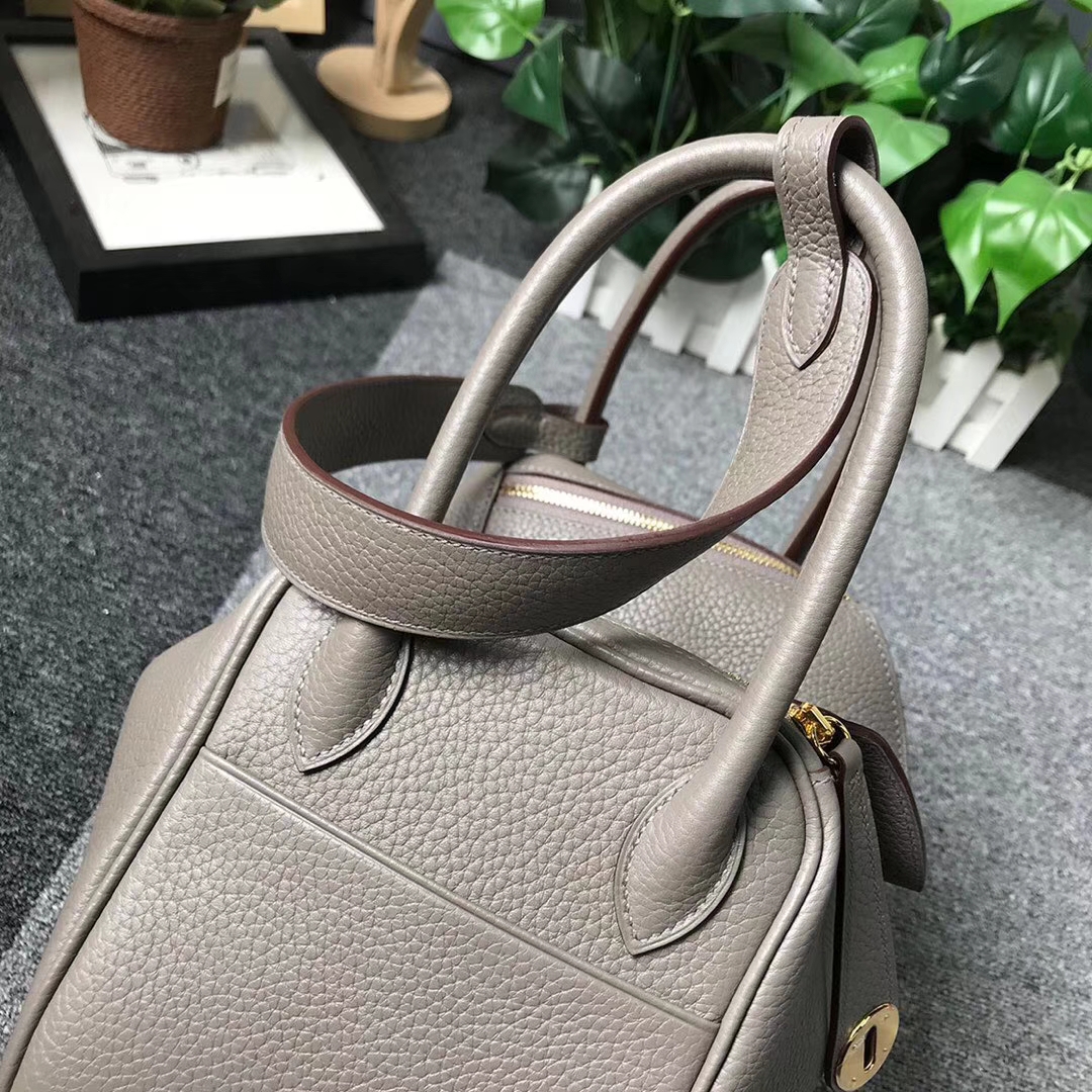 Hermès（爱马仕）8F锡器灰 原厂御用顶级TC 皮 Lindy 26 金扣