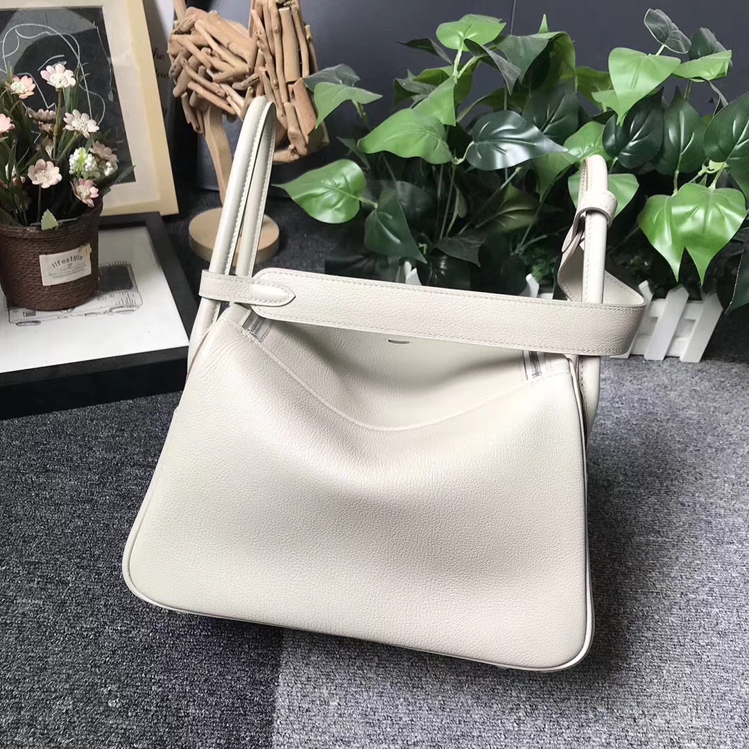 Hermès（爱马仕）C80 珍珠灰 原厂御用顶级小牛皮 Lindy 26 银扣