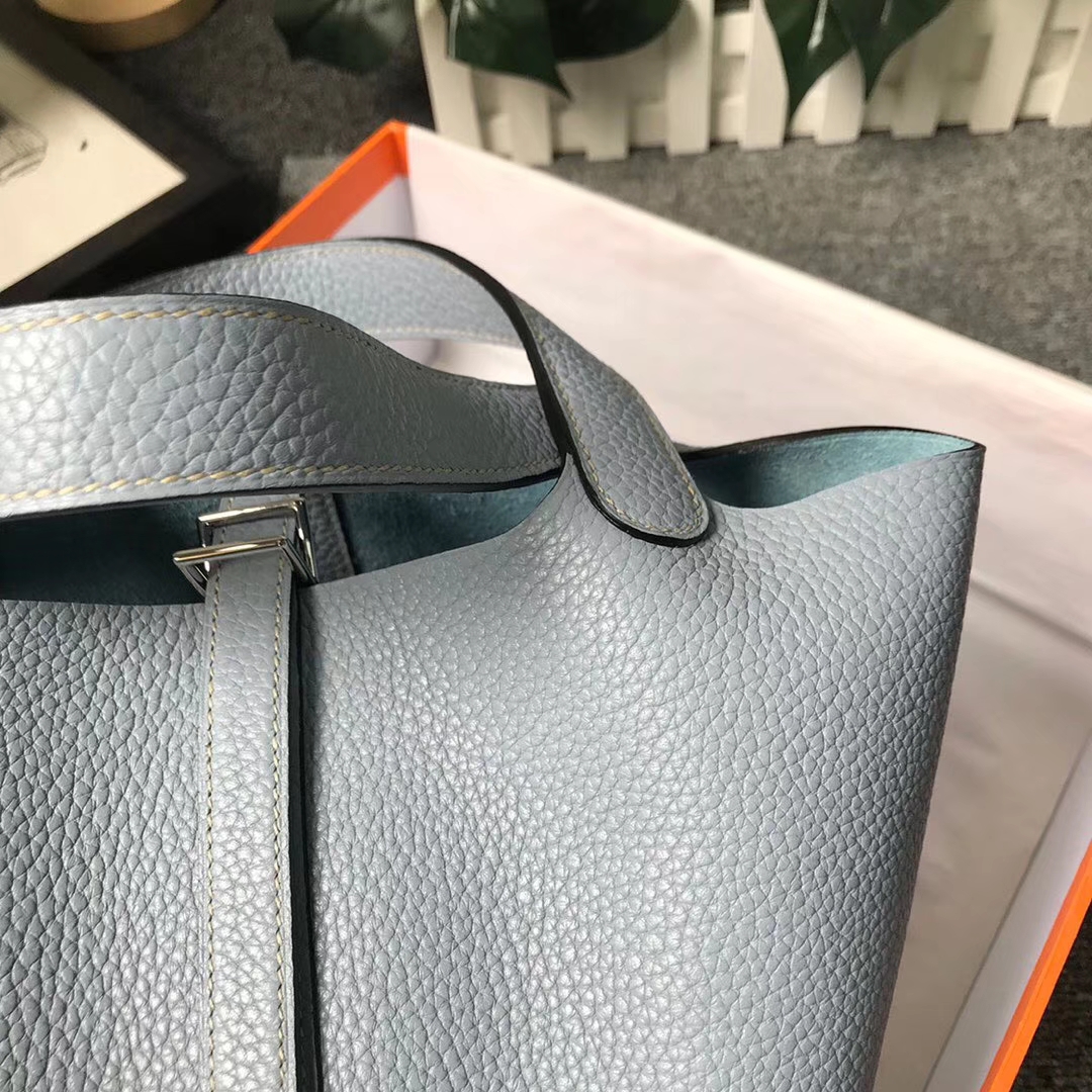 Hermès（爱马仕）J7 亚麻蓝 原厂御用顶级TC 皮 Picotin  Lock 18cm 银扣