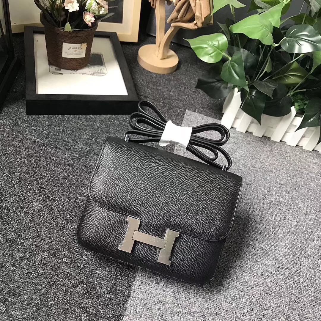Hermès（爱马仕）CK89 黑色 原厂御用顶级Epsom 皮 Constance 24 金扣 现货