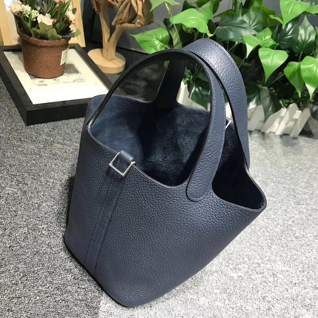 Hermès（爱马仕）墨水蓝 原厂御用顶级TC 皮 Picotin  Lock 18cm 银扣
