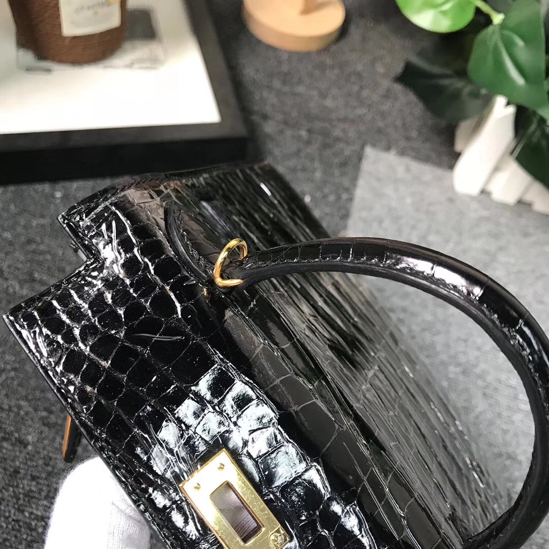 Hermès（爱马仕）黑色 原厂御用顶级鳄鱼皮 Mini Kelly 二代 金扣