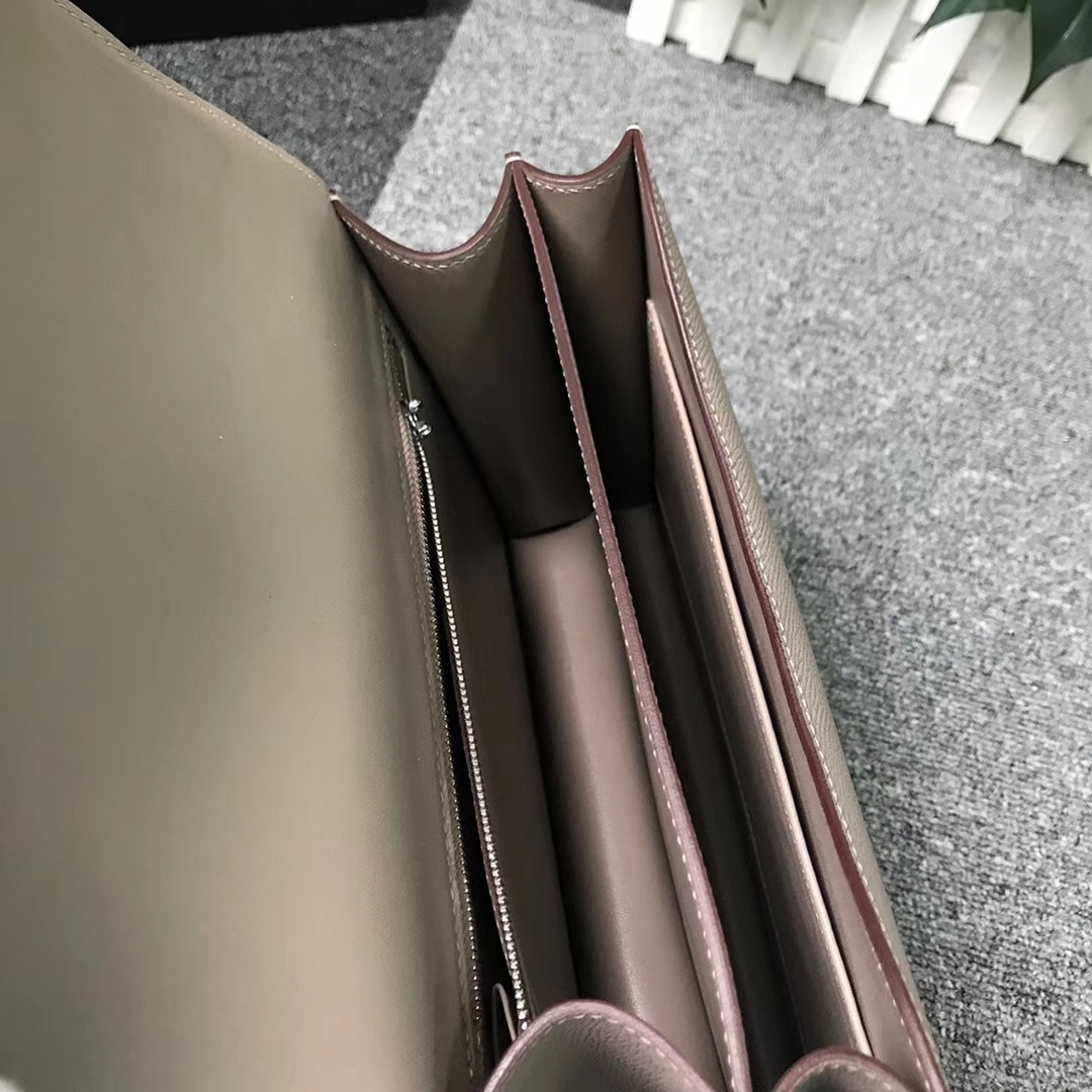 Hermès（爱马仕）M8 沥青灰 原厂御用顶级Epsom 皮 Constance 24 银扣