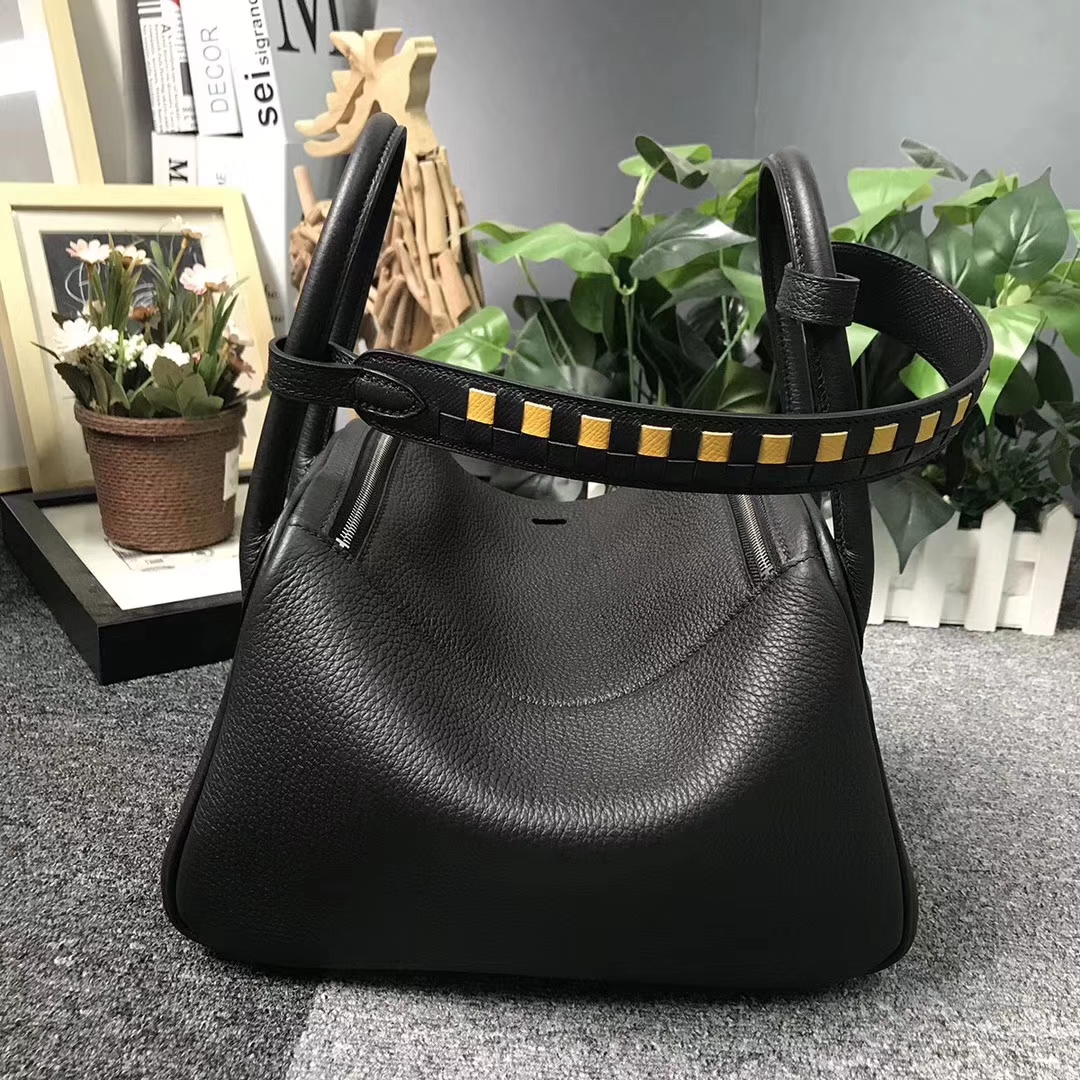 Hermès（爱马仕）CK89 黑色 原厂御用顶级小牛皮 Lindy 26 银扣 编织肩带