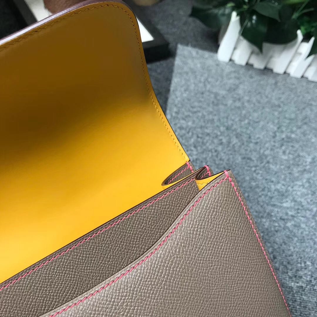 Hermès（爱马仕）大象灰拼琥珀黄 原厂御用顶级Epsom 皮 Constance 19 玫瑰金扣