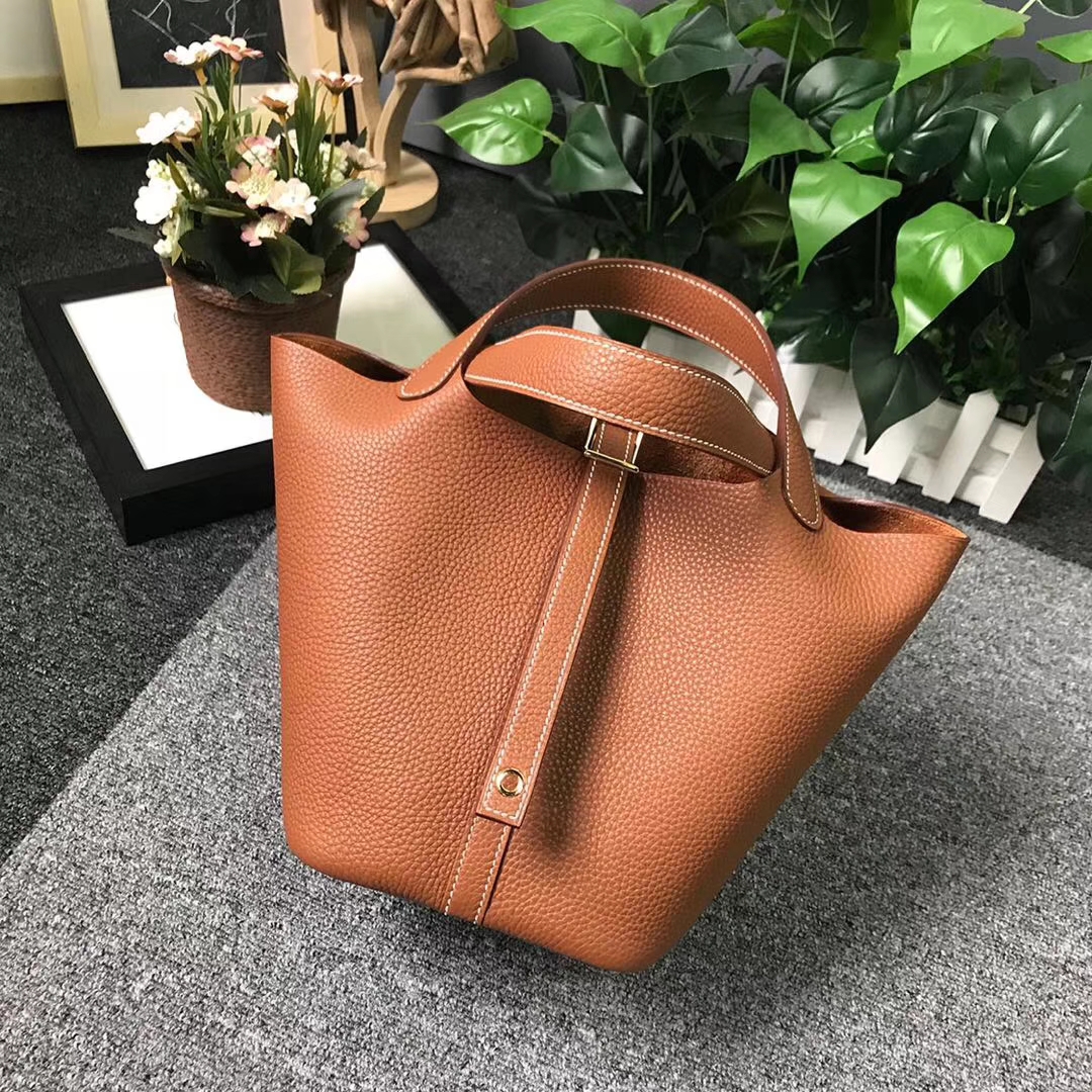 Hermès（爱马仕）金棕色 原厂御用顶级TC 皮 Picotin  Lock 18cm 金扣 现货