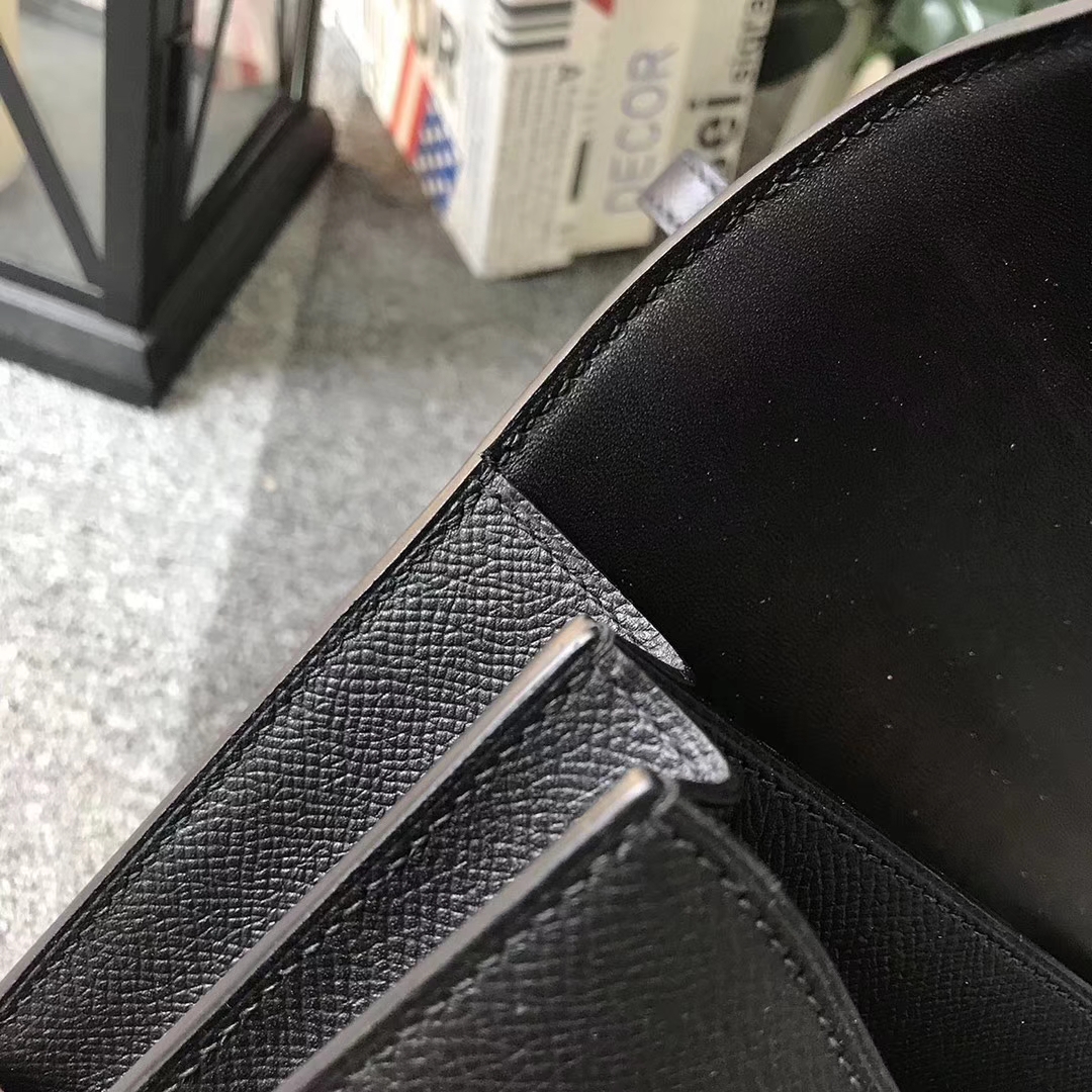 Hermès（爱马仕）黑色 原厂御用顶级Epsom 皮 Constance 19 银扣 现货