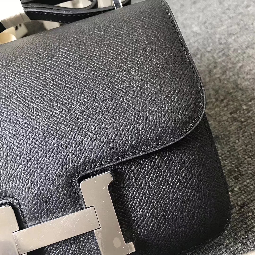 Hermès（爱马仕）黑色 原厂御用顶级Epsom 皮 Constance 19 银扣 现货