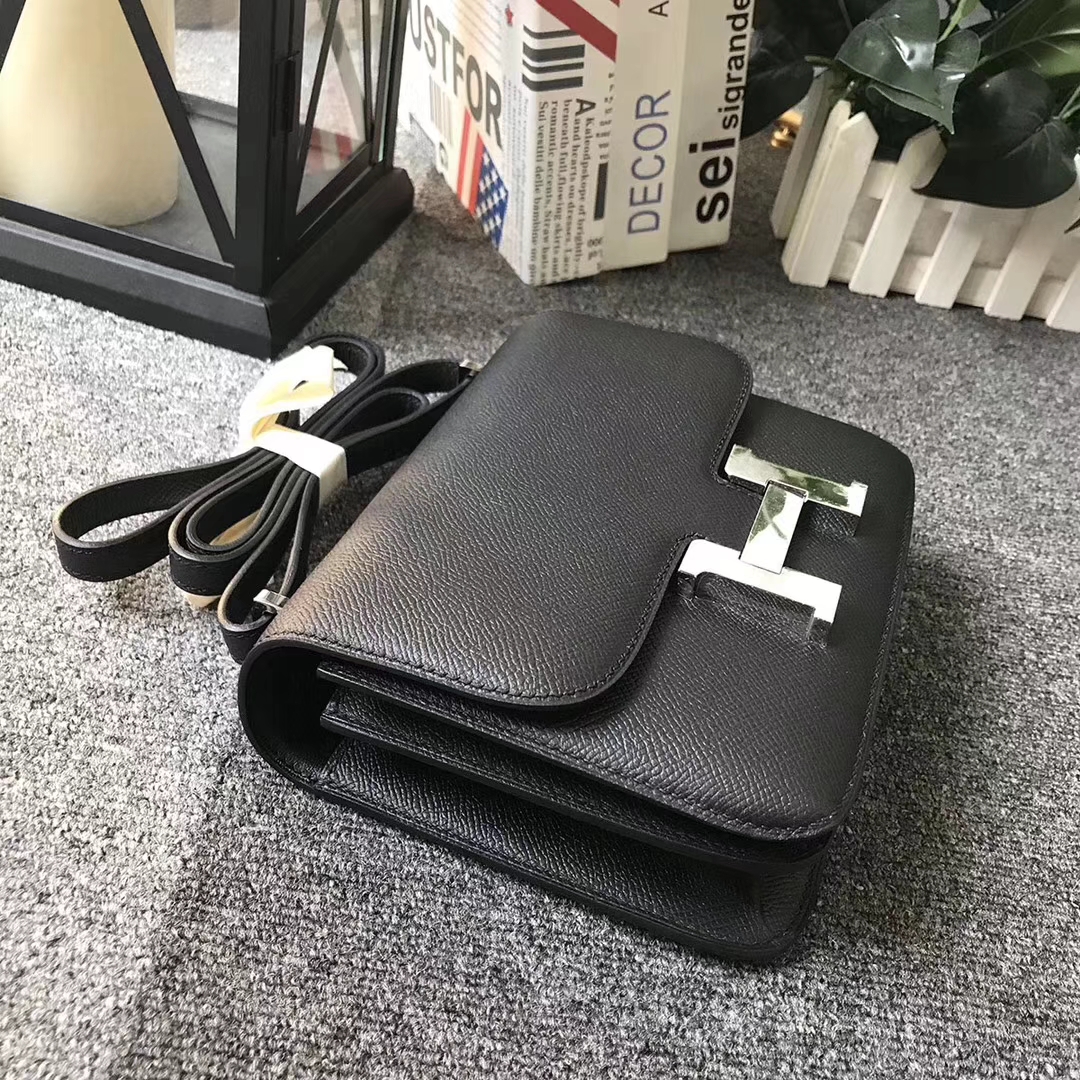Hermès（爱马仕）黑色 原厂御用顶级Epsom 皮 Constance 19 银扣 现货