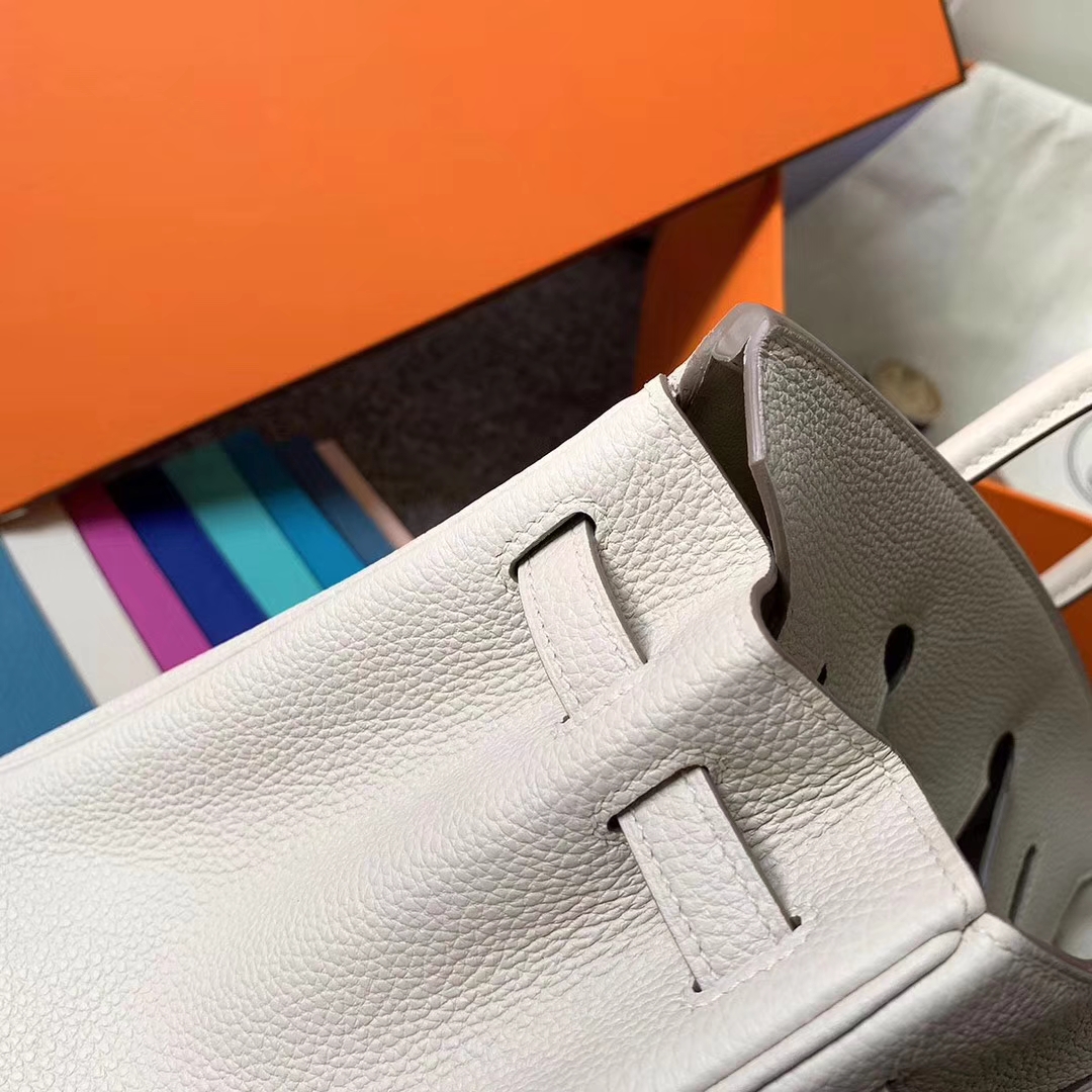 Hermès（爱马仕）奶昔白 原厂御用顶级小牛皮 Birkin 25 金扣 现货