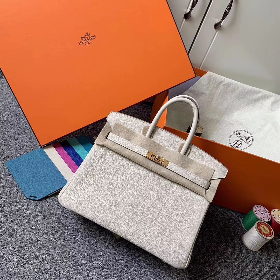 Hermès（爱马仕）奶昔白 原厂御用顶级小牛皮 Birkin 25 金扣 现货