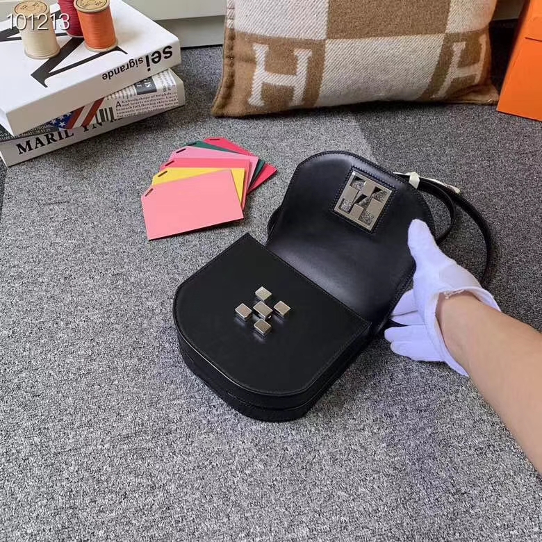 Hermès（爱马仕）黑色 原厂御用顶级box皮 马赛克 银扣
