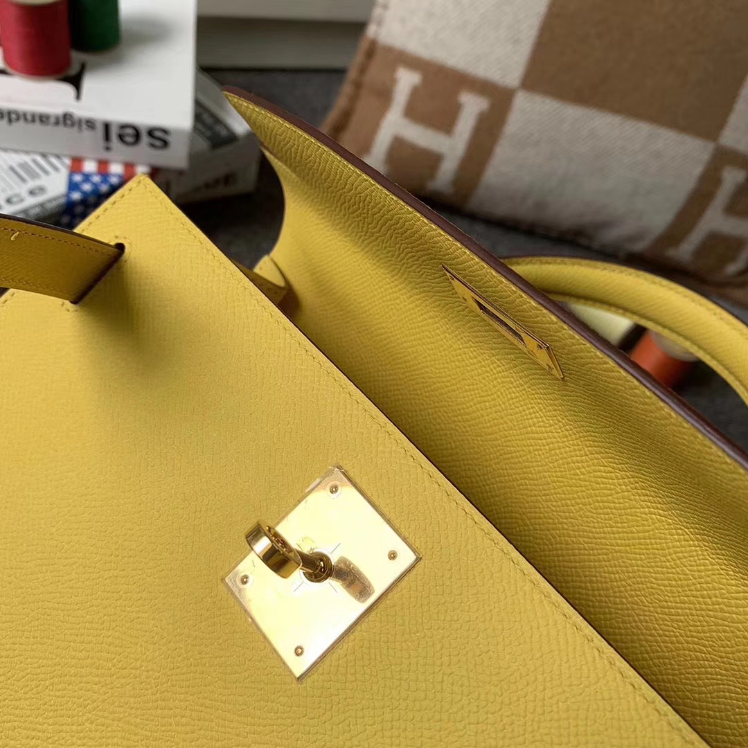 Hermès（爱马仕）那不勒斯黄 原厂御用顶级Epsom 皮 Kelly 28 外缝 银扣 现货