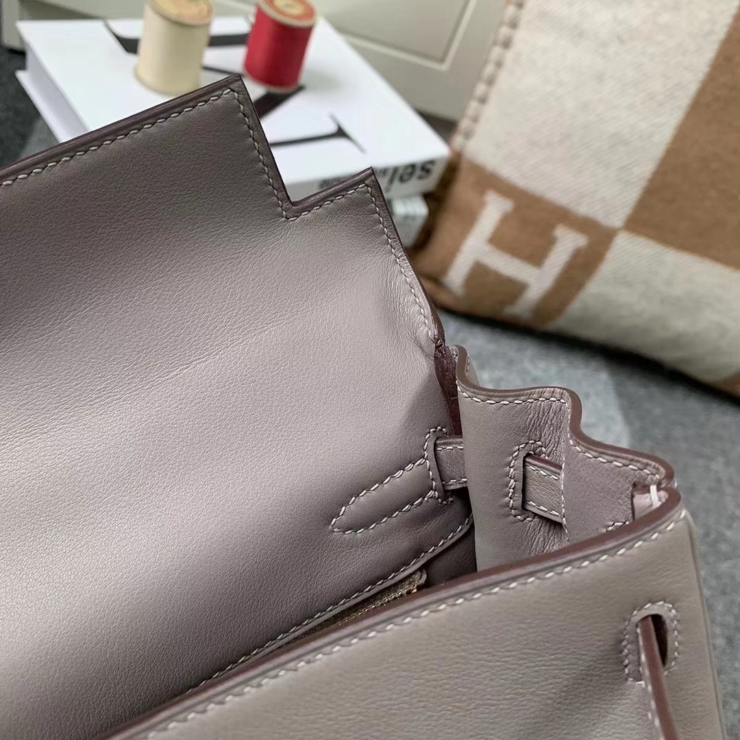Hermès（爱马仕）Kelly 凯莉包 M8 沥青灰 原厂御用顶级Swift 皮 内缝 金扣 25cm