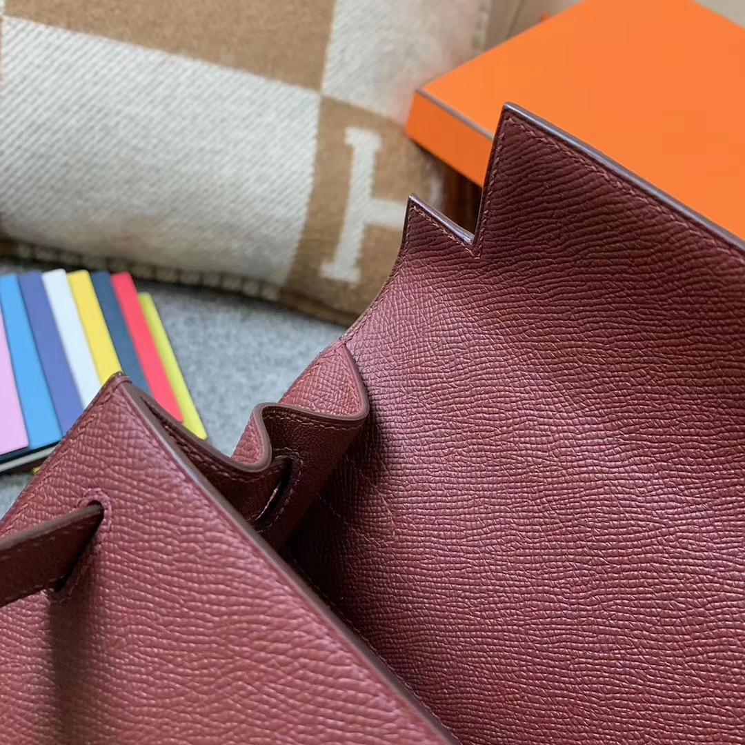 Hermès（爱马仕）深咖啡 原厂御用顶级小牛皮 Birkin 25 金扣