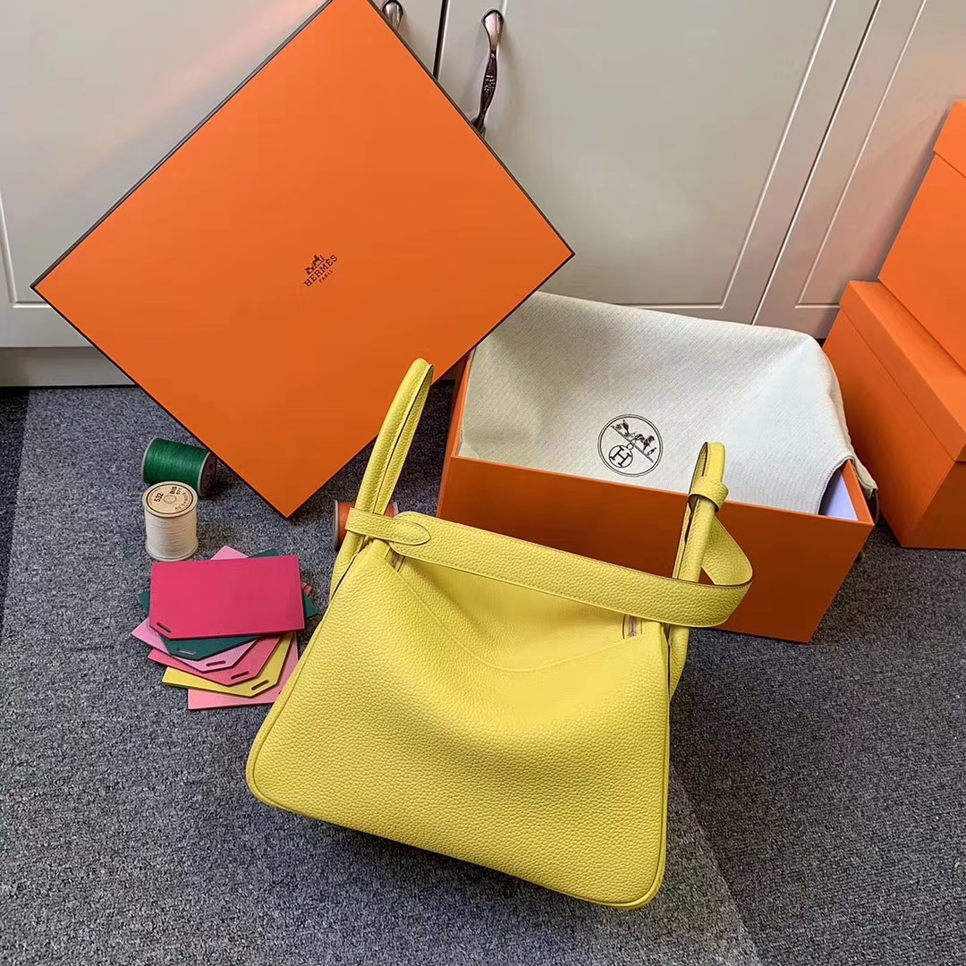Hermès（爱马仕）那不勒斯黄 原厂御用顶级小牛皮 Lindy 26 银扣