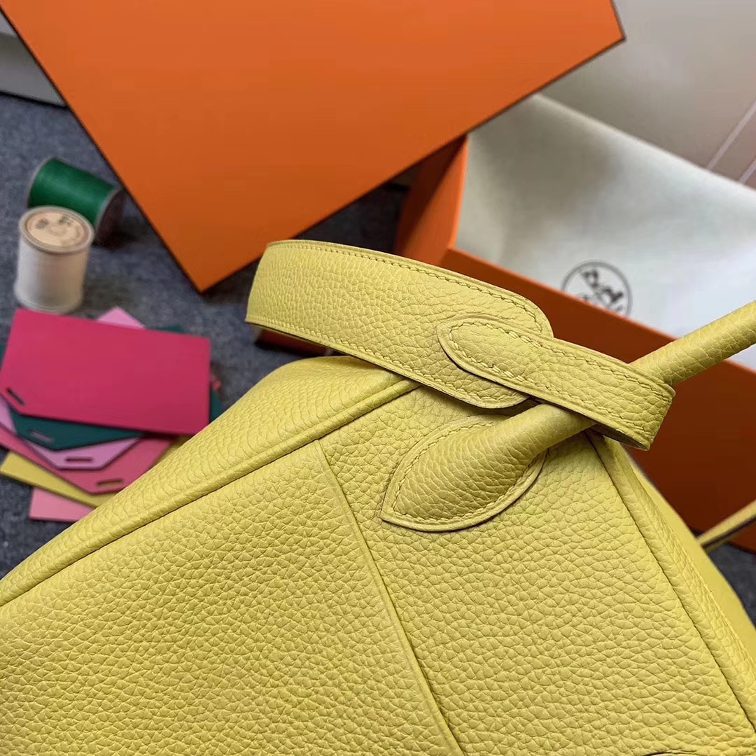 Hermès（爱马仕）那不勒斯黄 原厂御用顶级小牛皮 Lindy 26 银扣