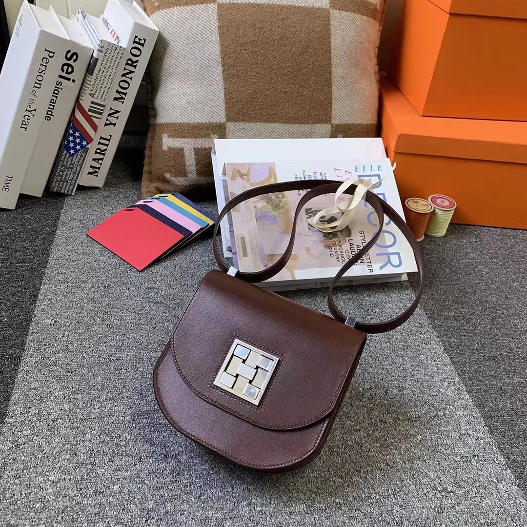Hermès（爱马仕）爱马仕红 原厂御用顶级Box 皮 马赛克 银扣 现货