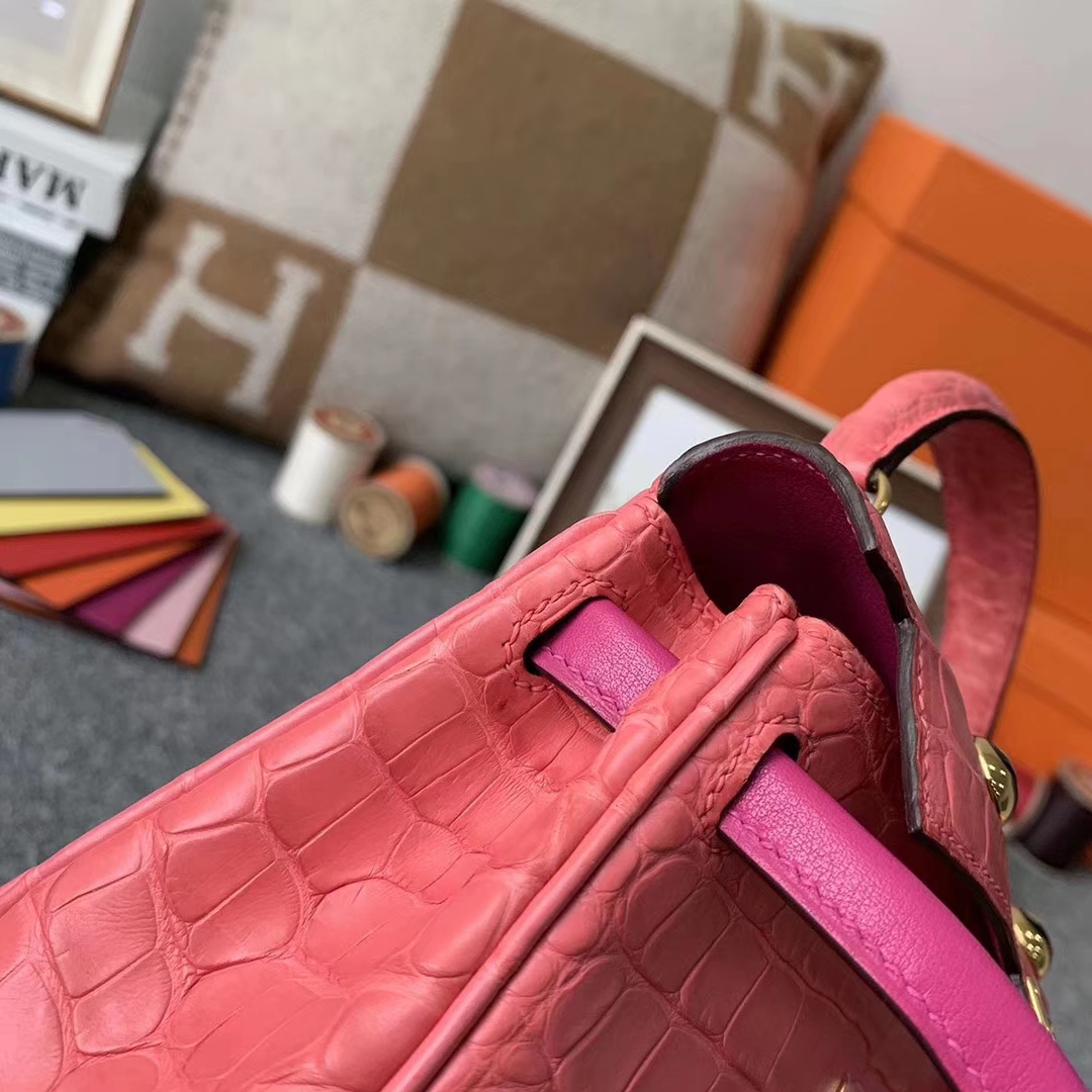 Hermès（爱马仕）3Q新樱花粉拼咖啡 原厂御用顶级鳄鱼皮 Kelly doll 银扣 现货