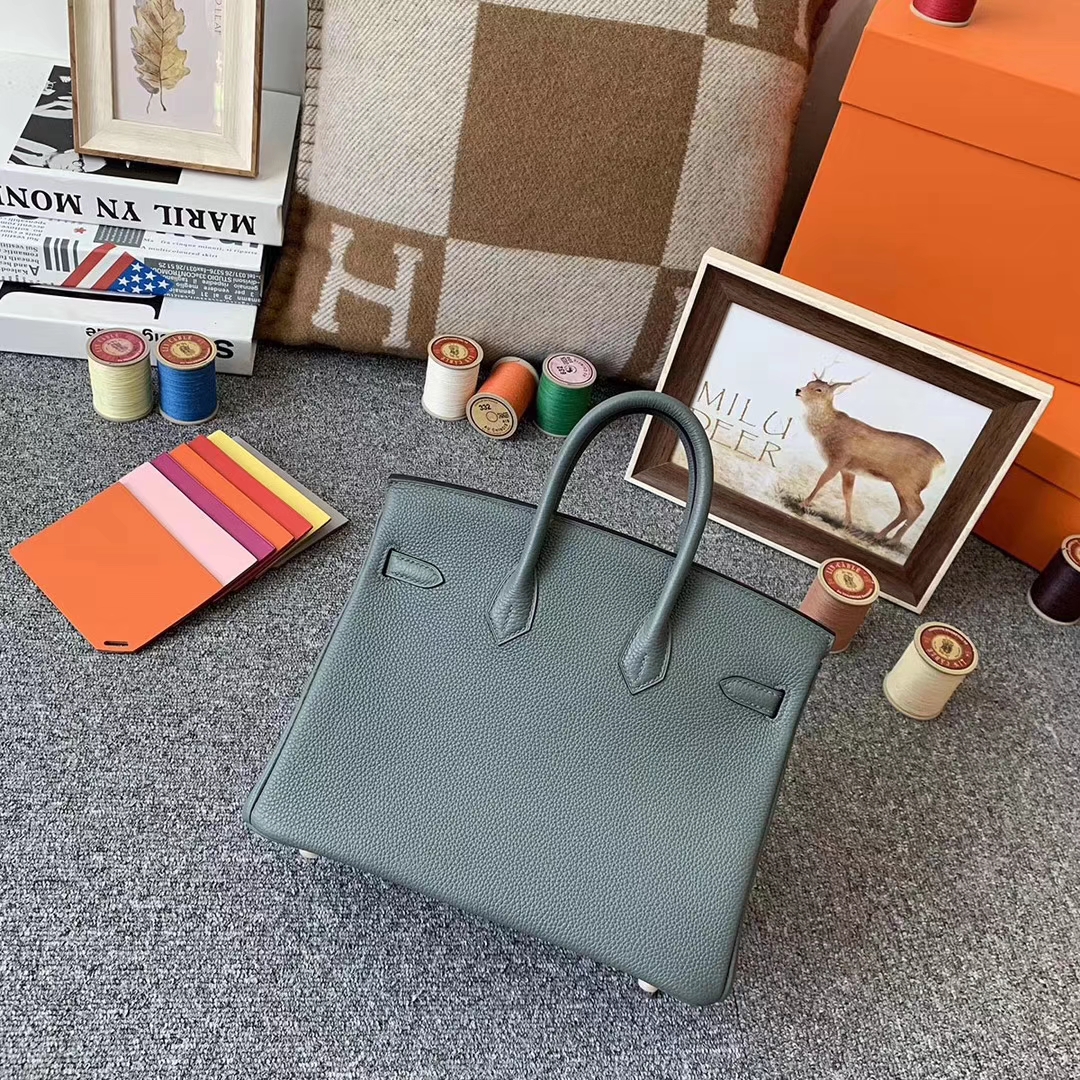 Hermès（爱马仕）杏绿色 原厂御用顶级小牛皮 Birkin 25 金扣 现货