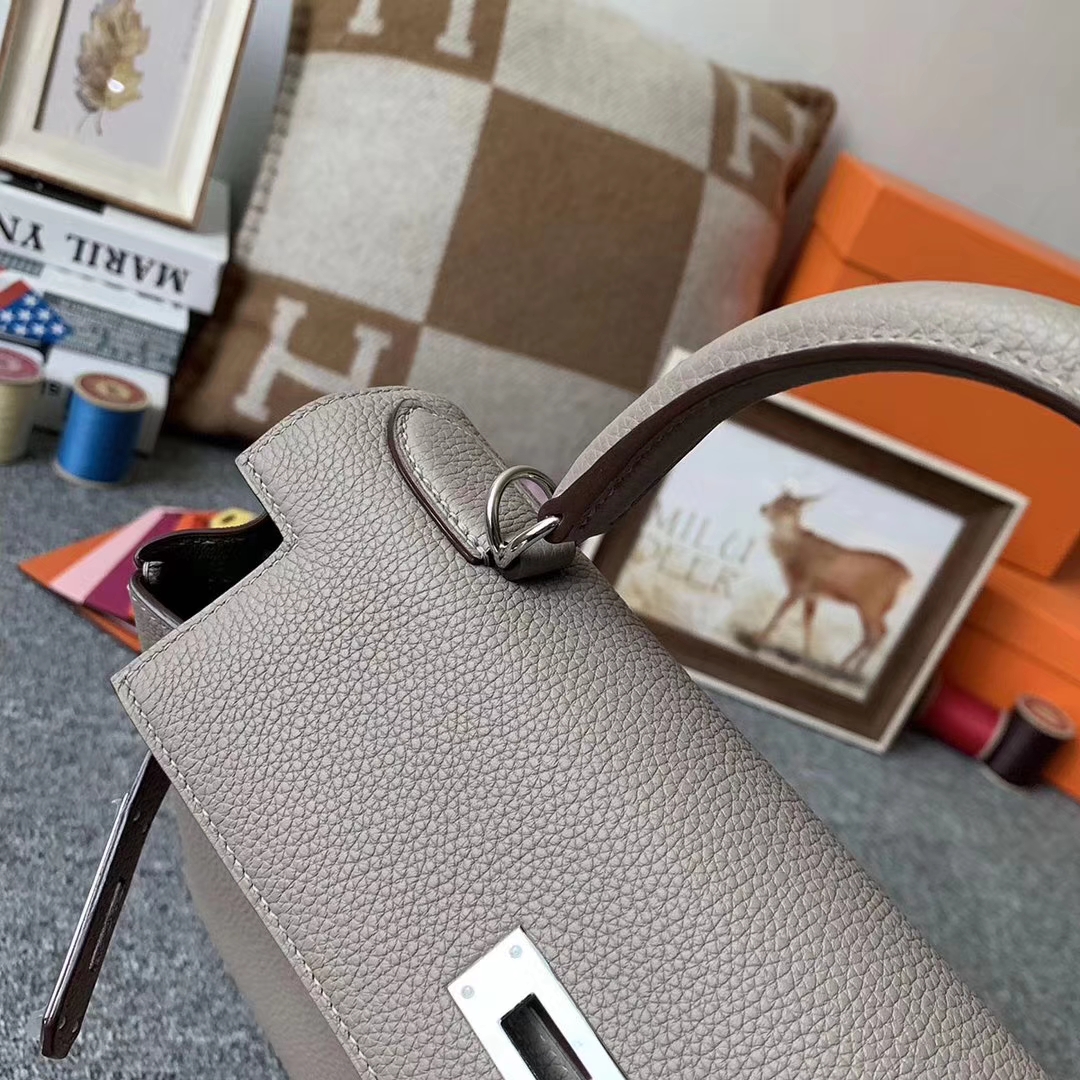 Hermès（爱马仕）M8 沥青灰 原厂御用顶级小牛皮 Kelly 28 银扣