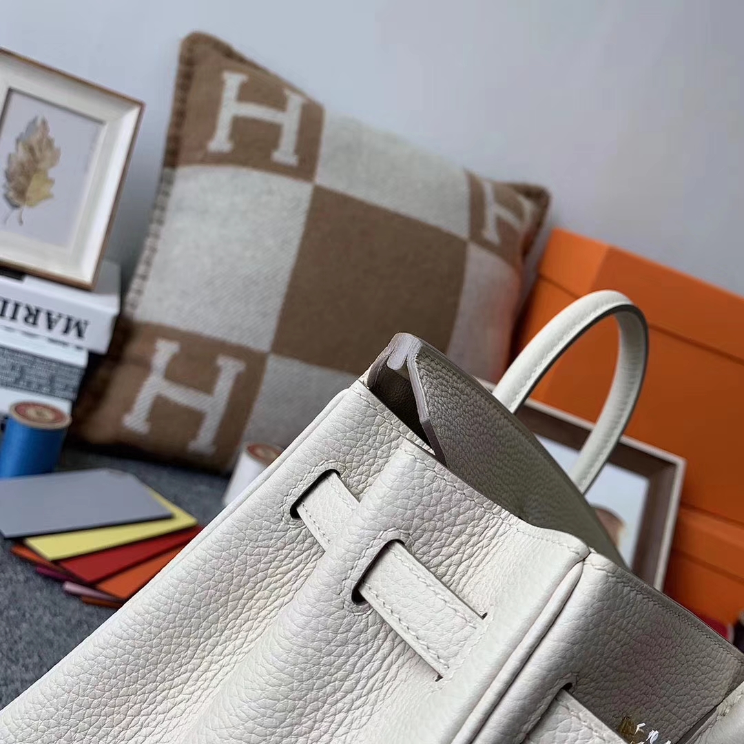 Hermès（爱马仕）奶昔白 原厂御用顶级小牛皮 Birkin 25 金扣 现货