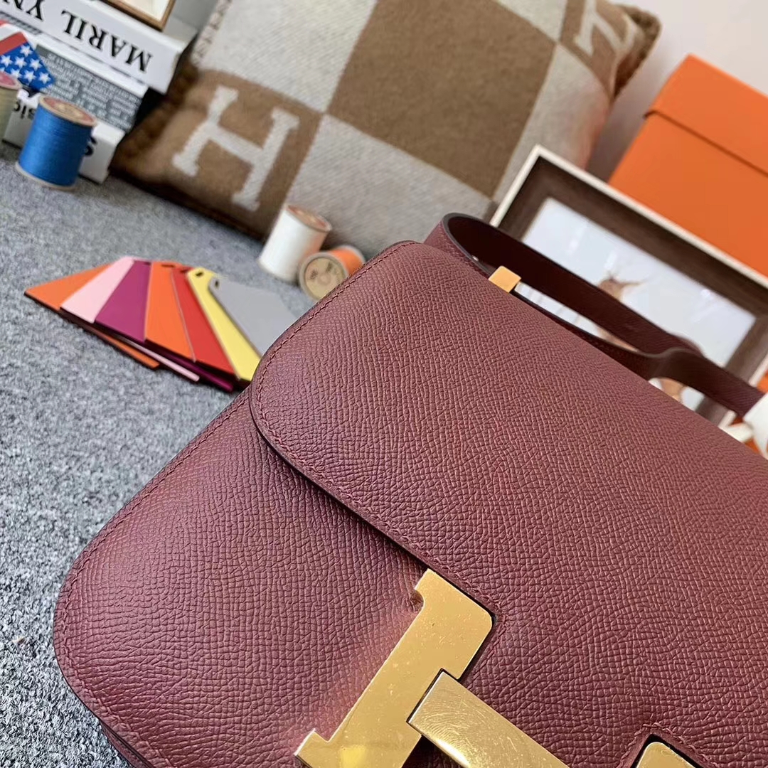 Hermès（爱马仕）爱马仕红 原厂御用顶级Epsom 皮 Constance 24 金扣 现货