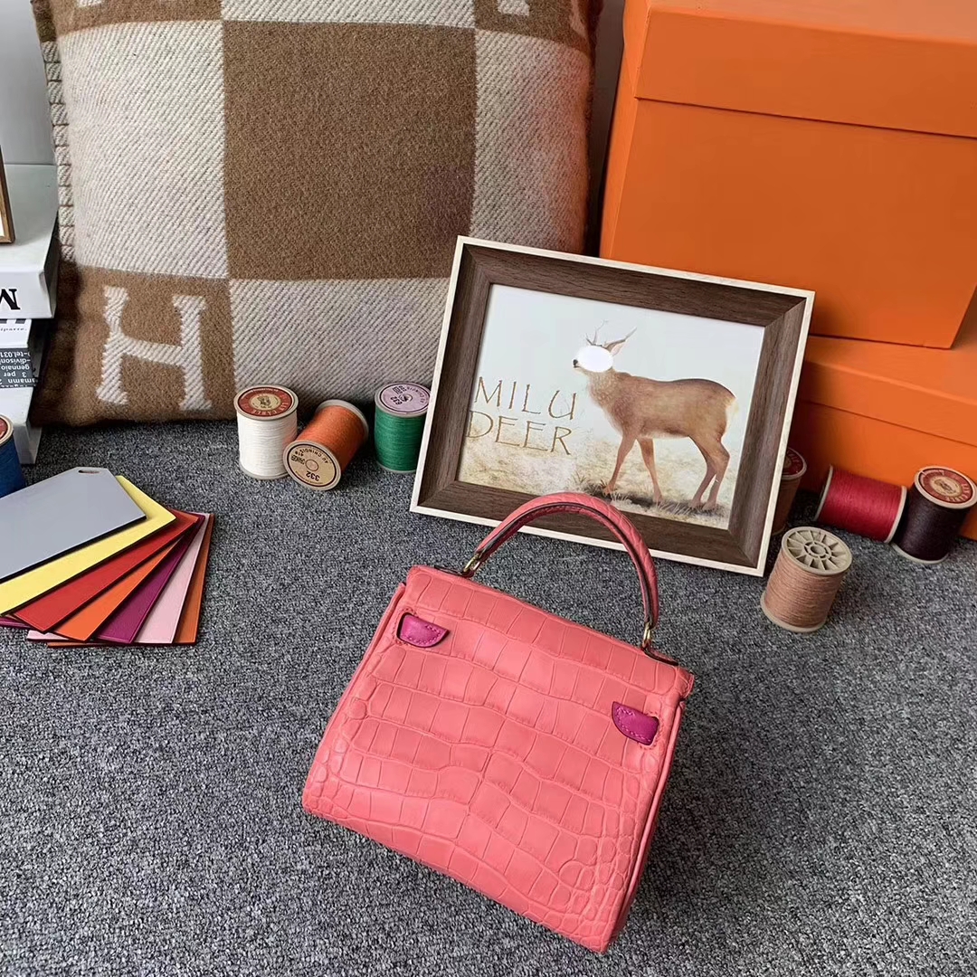 Hermès（爱马仕）3Q新樱花粉拼咖啡 原厂御用顶级鳄鱼皮 Kelly doll 银扣 现货