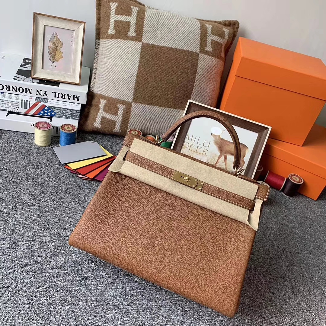 Hermès（爱马仕）C37 金棕色 原厂御用顶级小牛皮 Kelly 32 金扣 现货