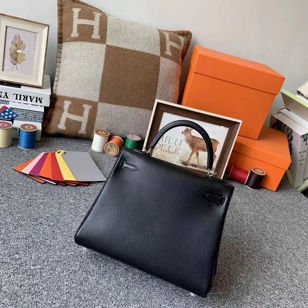 Hermès（爱马仕）CK89 黑色 原厂御用顶级Swift 皮  Kelly 25 内缝 银扣