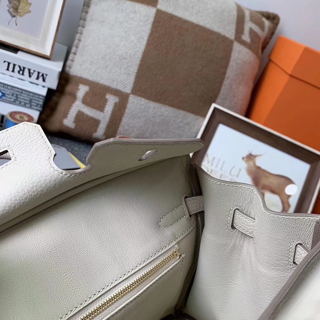 Hermès（爱马仕）奶昔白 原厂御用顶级小牛皮 Birkin 25 金扣 现货