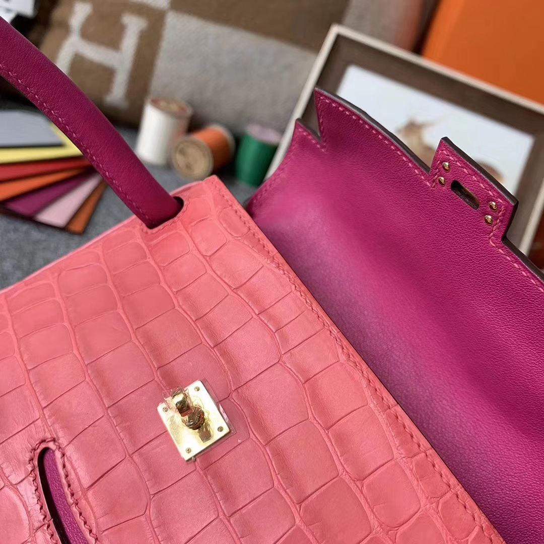 Hermès（爱马仕）3Q新樱花粉拼咖啡 原厂御用顶级鳄鱼皮 Kelly doll 银扣 现货