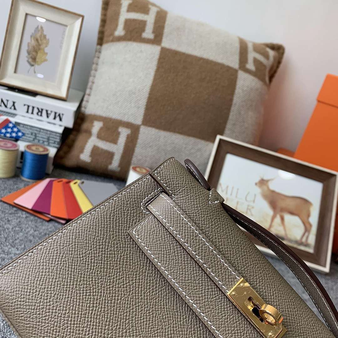 Hermès（爱马仕）CK18 大象灰 原厂御用顶级Epsom 皮 Mini Kelly 金扣 现货