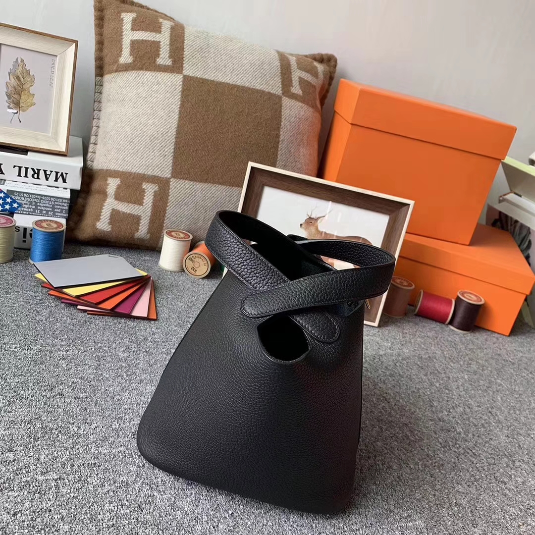 Hermès（爱马仕）CK89 黑色 原厂御用顶级TC 皮 Picotin  Lock 18cm 金扣 现货