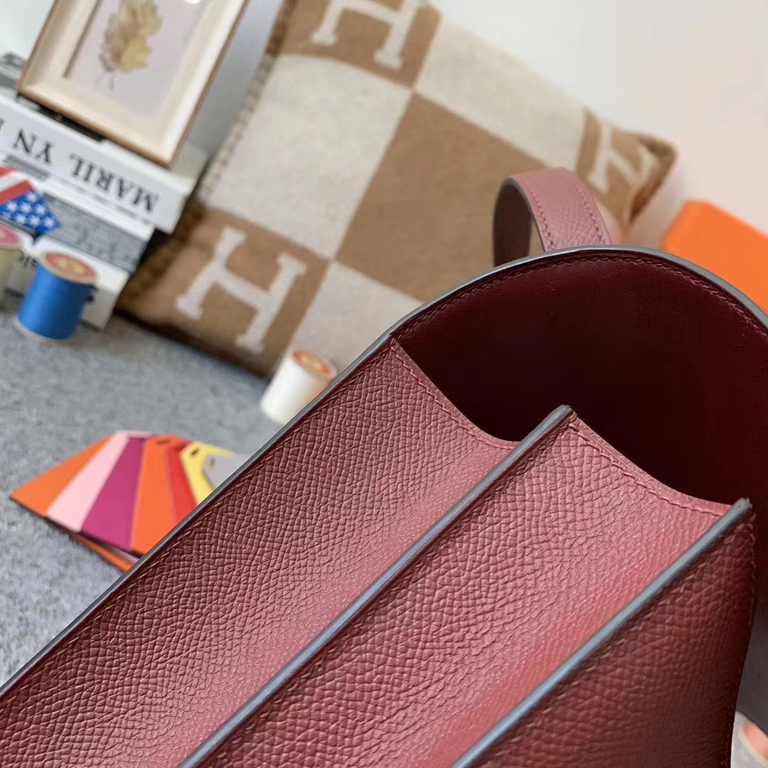 Hermès（爱马仕）爱马仕红 原厂御用顶级Epsom 皮 Constance 24 金扣 现货
