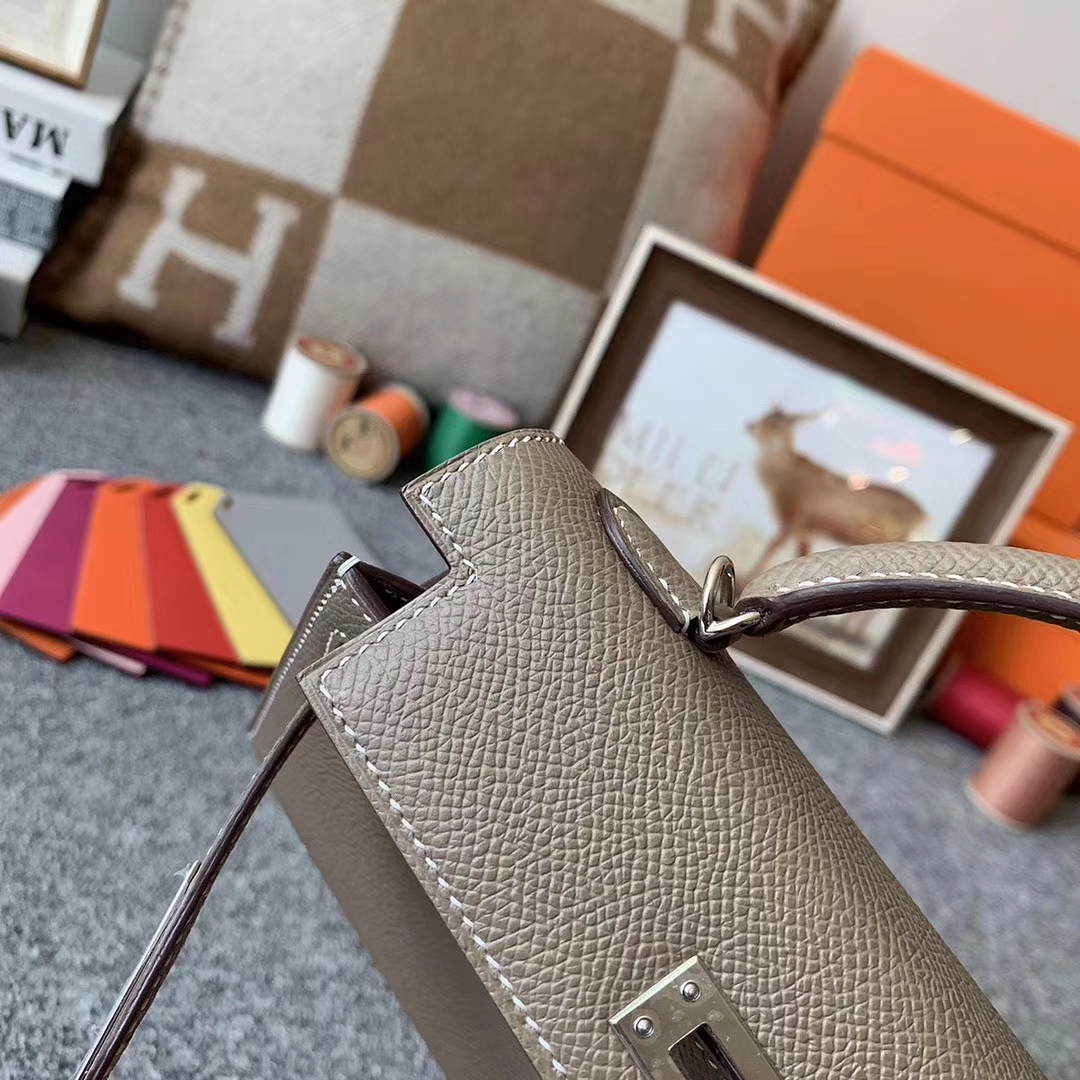 Hermès（爱马仕）CK18 大象灰 原厂御用顶级Epsom 皮 Mini Kelly 二代 银扣