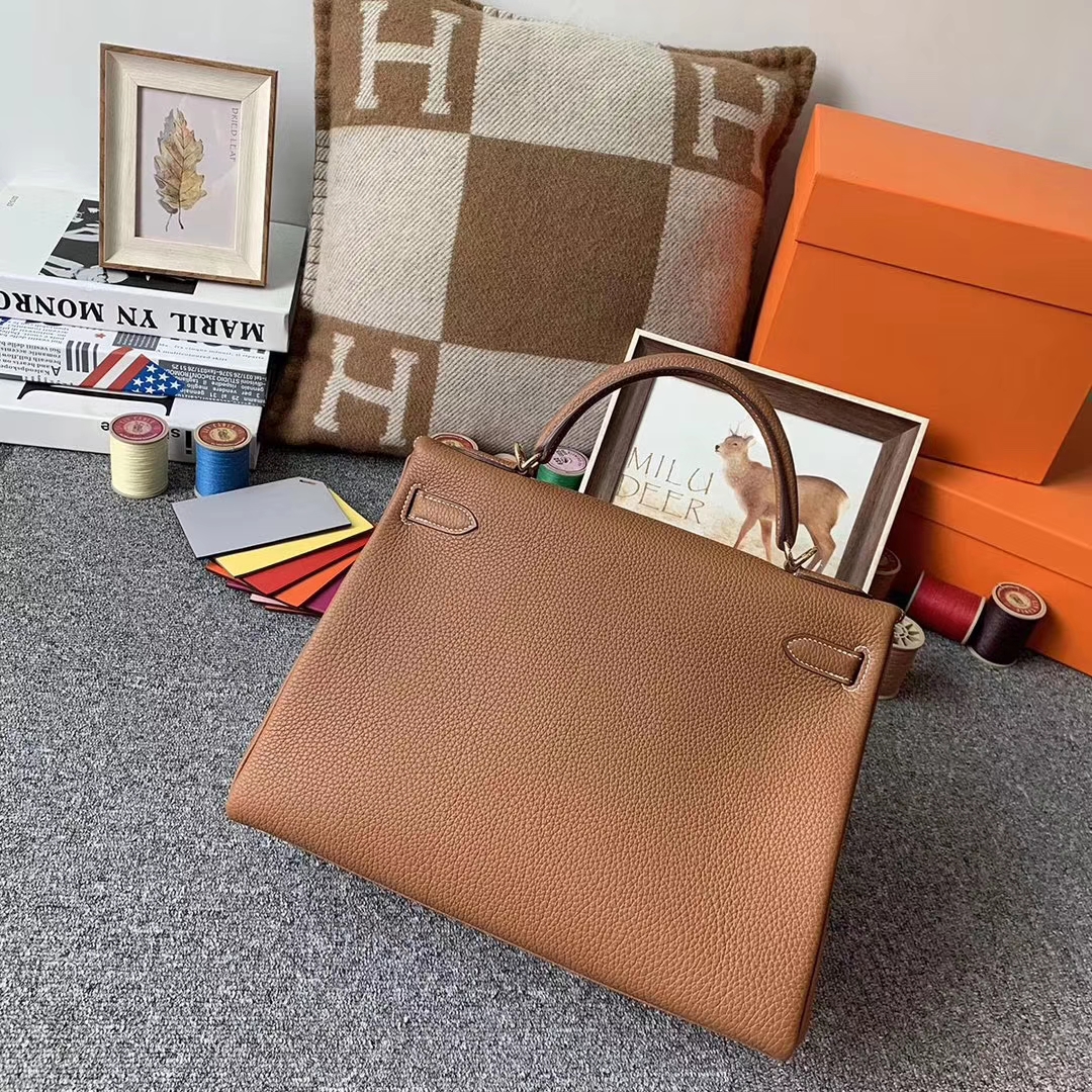 Hermès（爱马仕）C37 金棕色 原厂御用顶级小牛皮 Kelly 32 金扣 现货