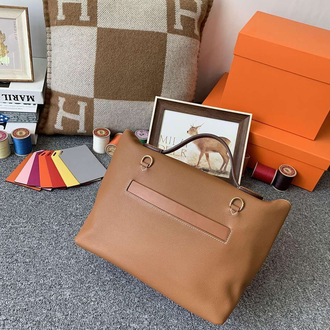 Hermès（爱马仕）C37 金棕色 原厂御用顶级TC皮拼Swift 皮 2424 金扣 现货