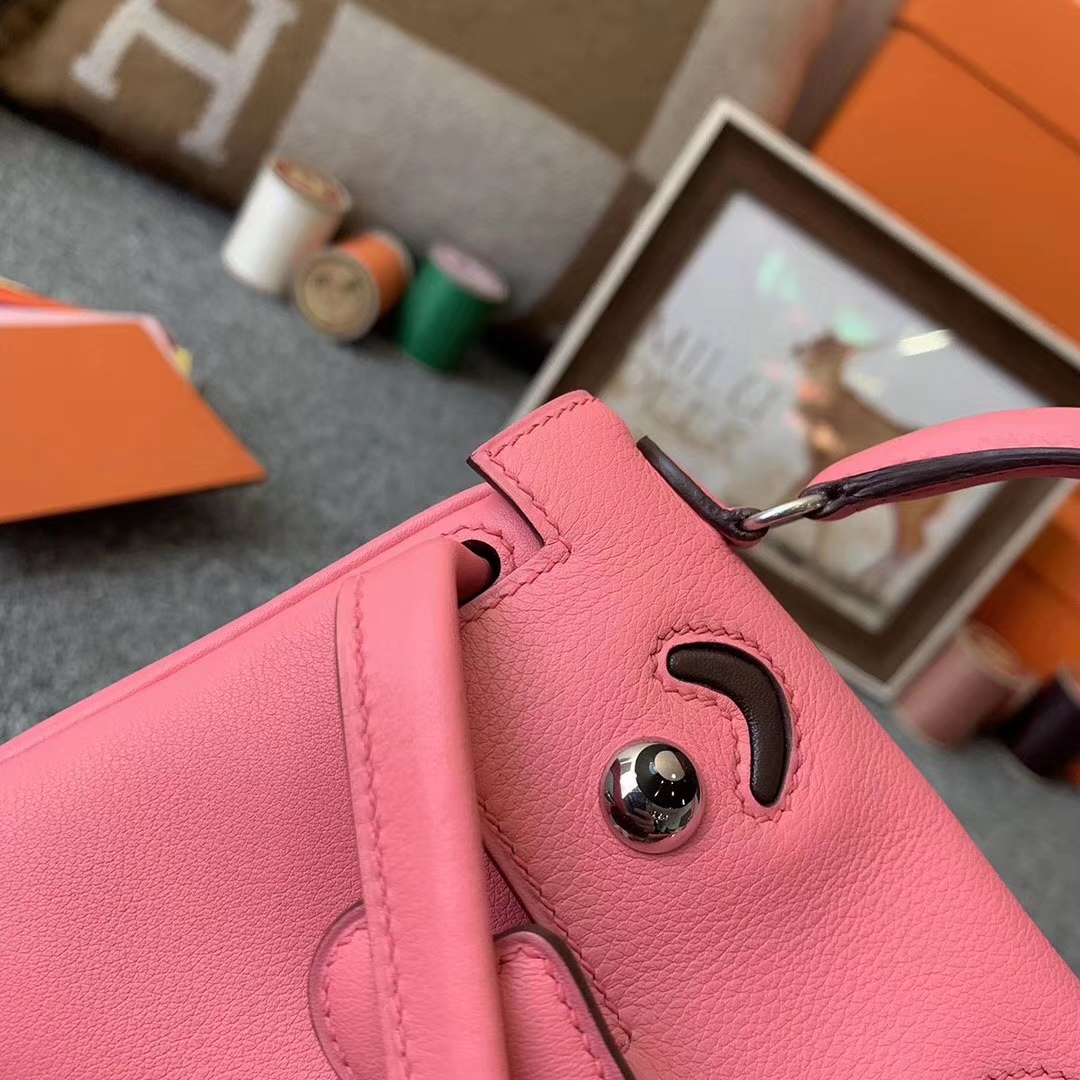 Hermès（爱马仕）8w新唇膏粉拼深咖啡 原厂御用顶级Swift 皮 Kelly doll 银扣 现货