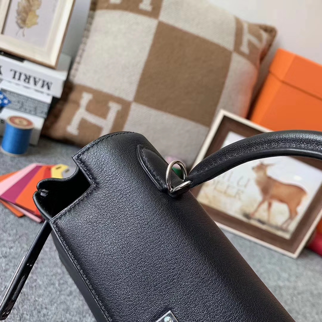 Hermès（爱马仕）CK89 黑色 原厂御用顶级Swift 皮  Kelly 25 内缝 银扣