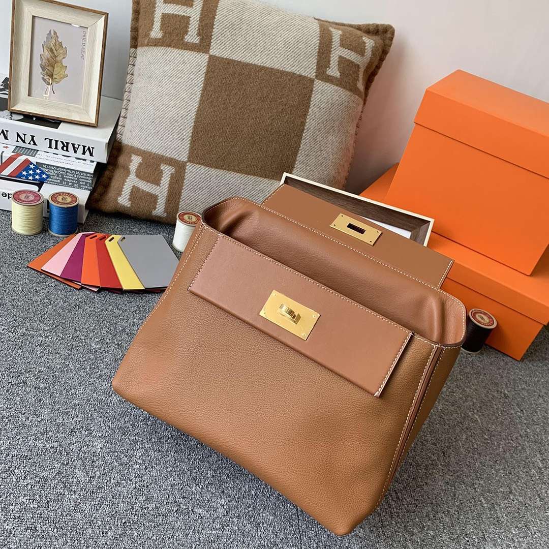 Hermès（爱马仕）C37 金棕色 原厂御用顶级TC皮拼Swift 皮 2424 金扣 现货