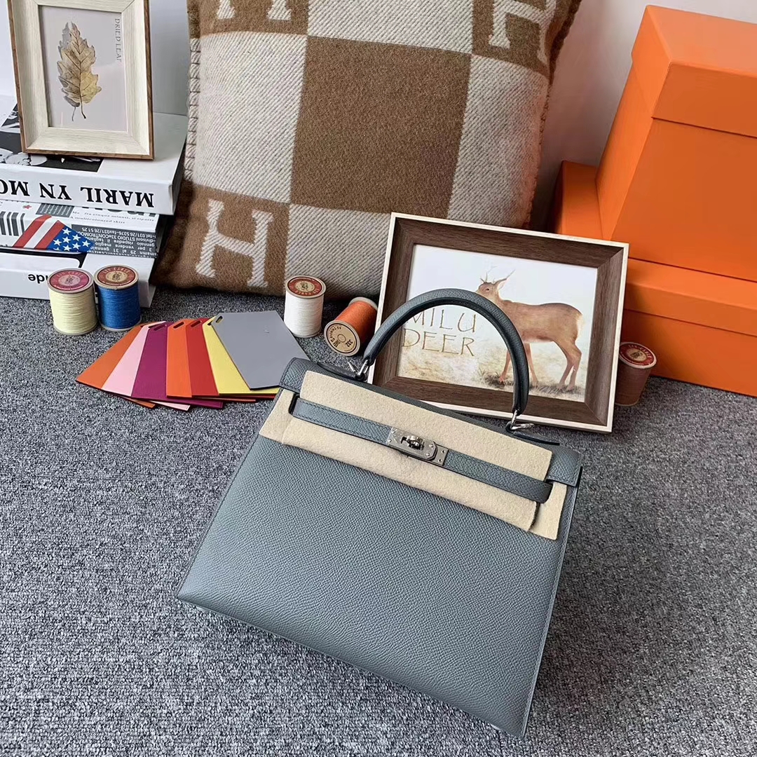 Hermès（爱马仕）杏绿色 原厂御用顶级epsom 皮 Kelly 25 银扣 现货