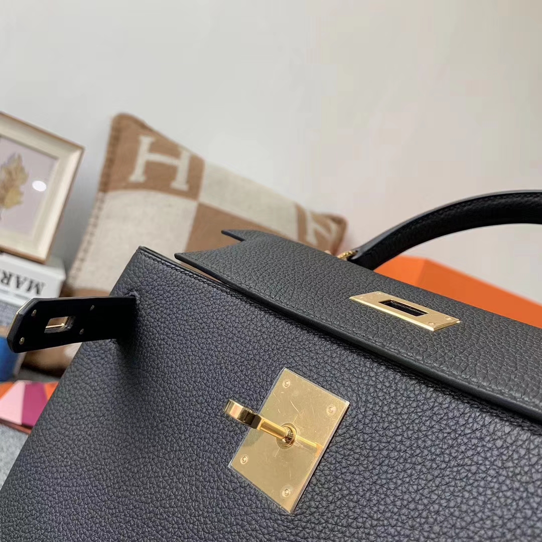 Hermès（爱马仕）CK89 黑色 原厂御用顶级小牛皮 Kelly 28 金扣 现货