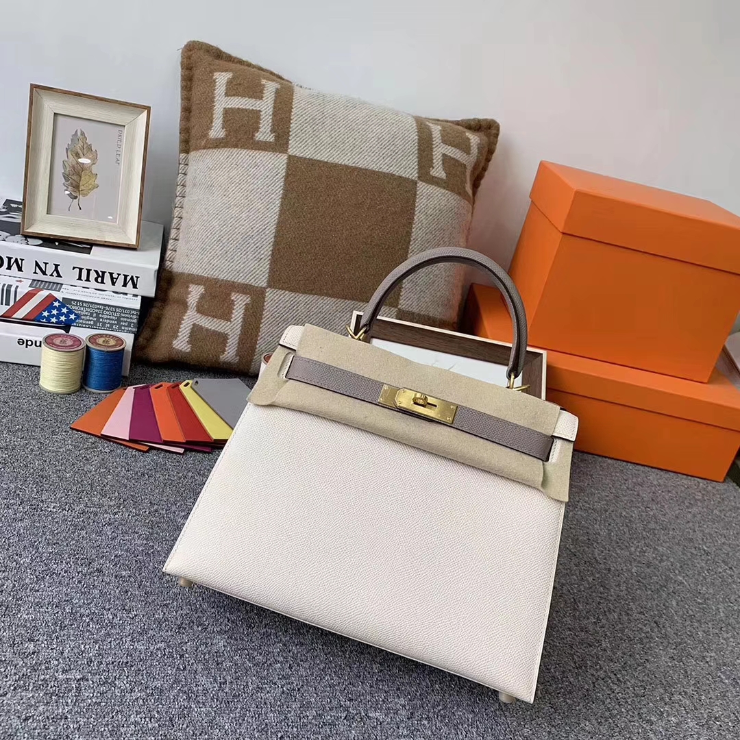 Hermès（爱马仕）奶昔白拼沥青灰 原厂御用顶级Epsom 皮 Kelly 28 外缝 拉丝金扣